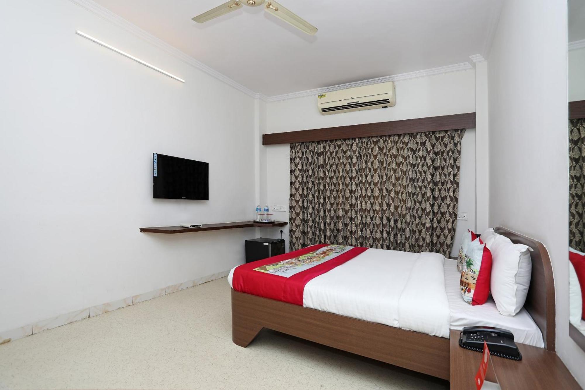 Hotel O 10671 Hotel Sai Prem Насик Экстерьер фото