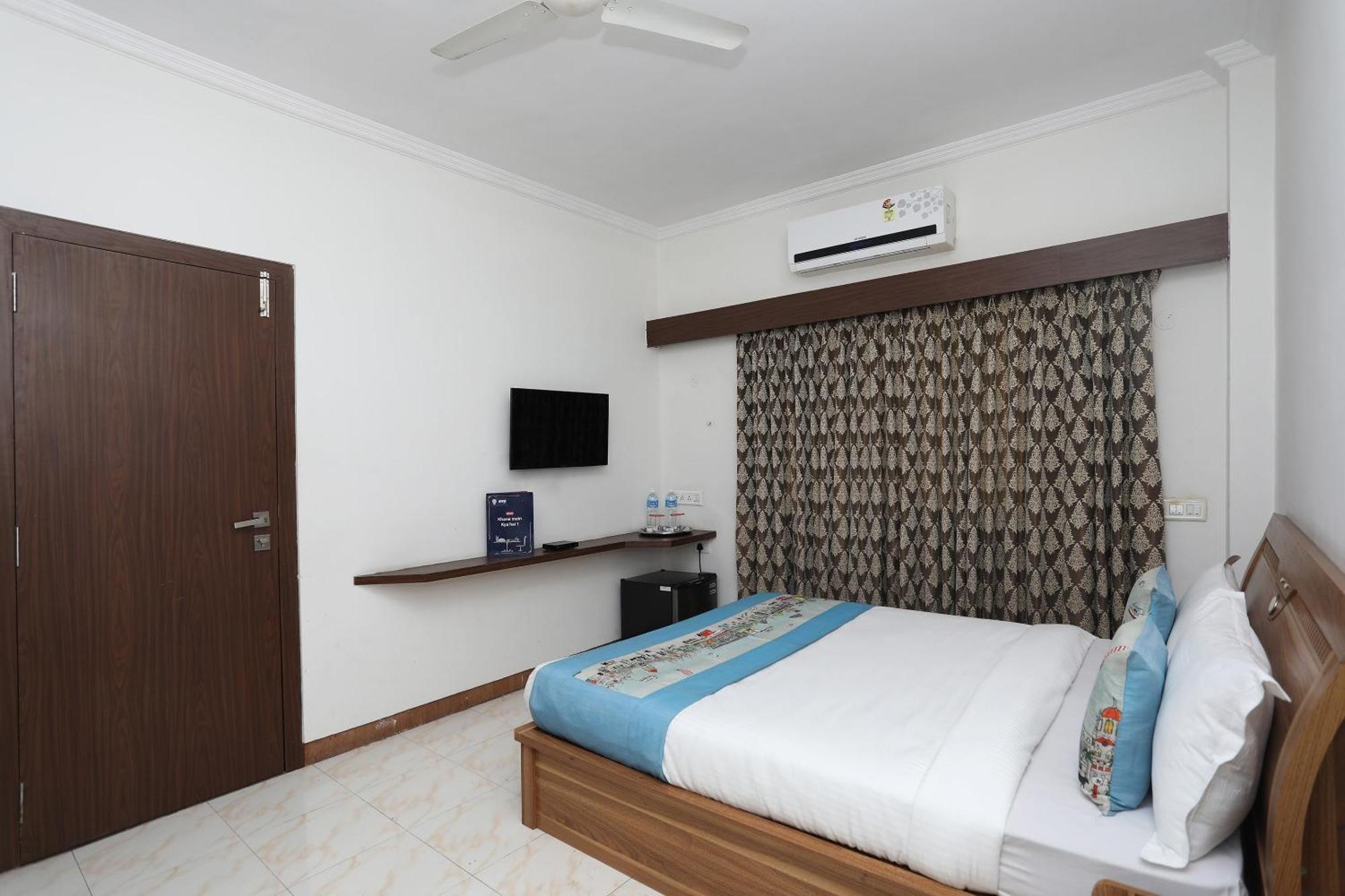 Hotel O 10671 Hotel Sai Prem Насик Экстерьер фото