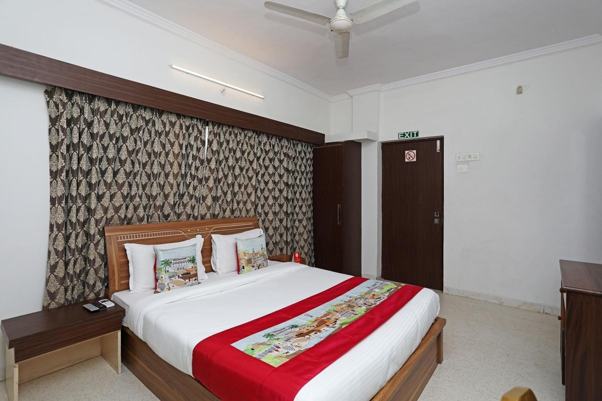 Hotel O 10671 Hotel Sai Prem Насик Экстерьер фото
