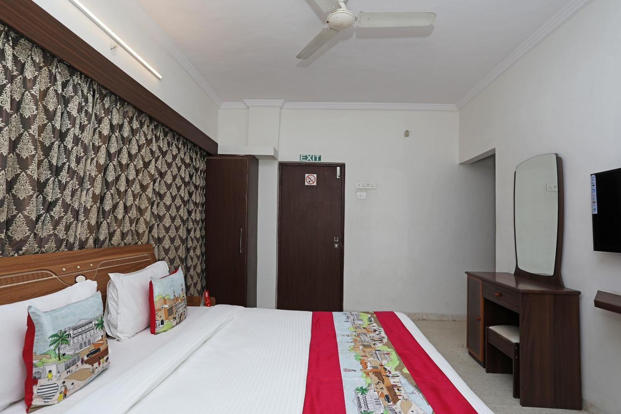 Hotel O 10671 Hotel Sai Prem Насик Экстерьер фото
